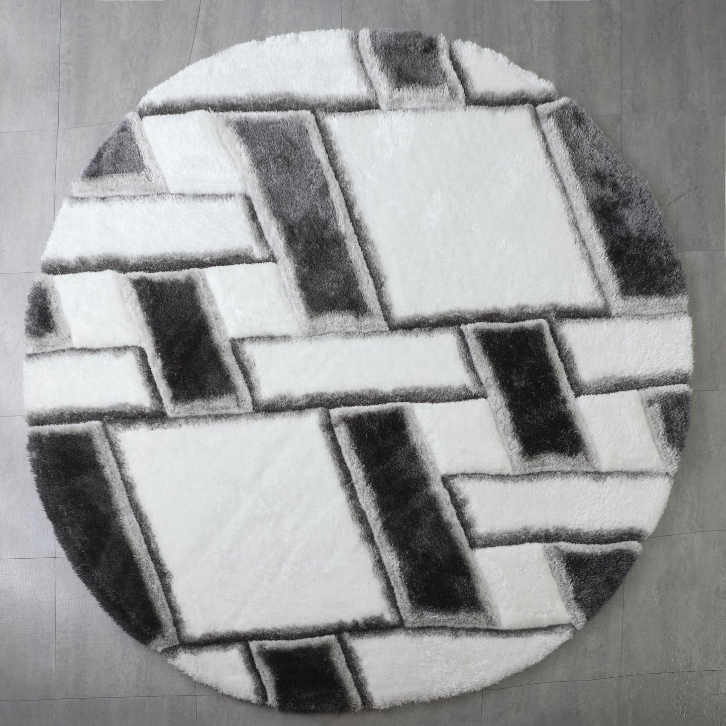 Mateos Black & White Diamond Shag Rug