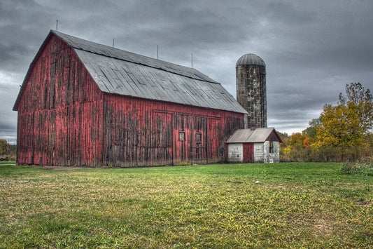 Vintage Red Barn Serenity Canvas – 30"x40"